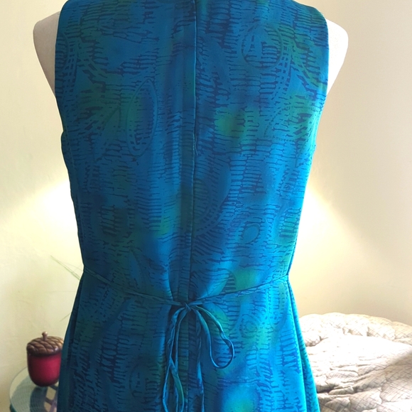 AGB Petite Maxi Sheath Dress Size 10P Teal Green and Blues Decorative design hem - Picture 4 of 9